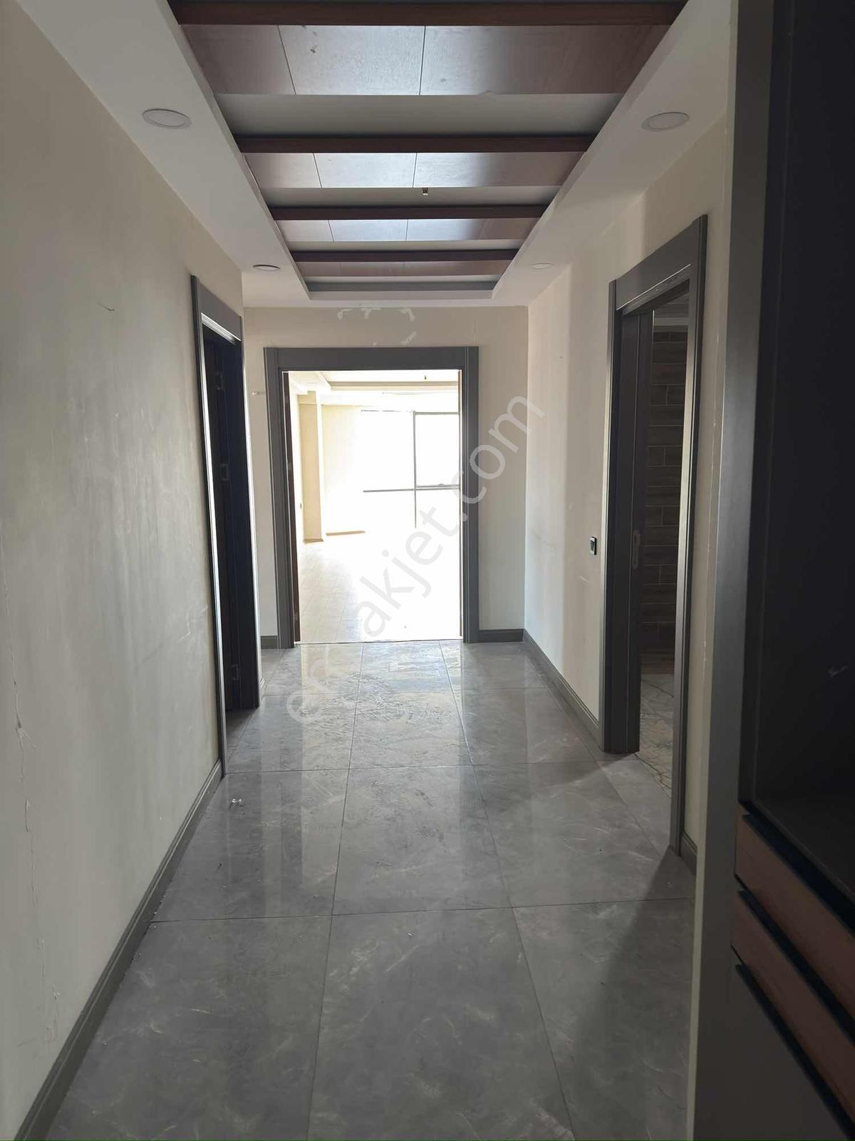 Çeysa Twin Towers Kiralık 2+1 Büro - Görsel 13