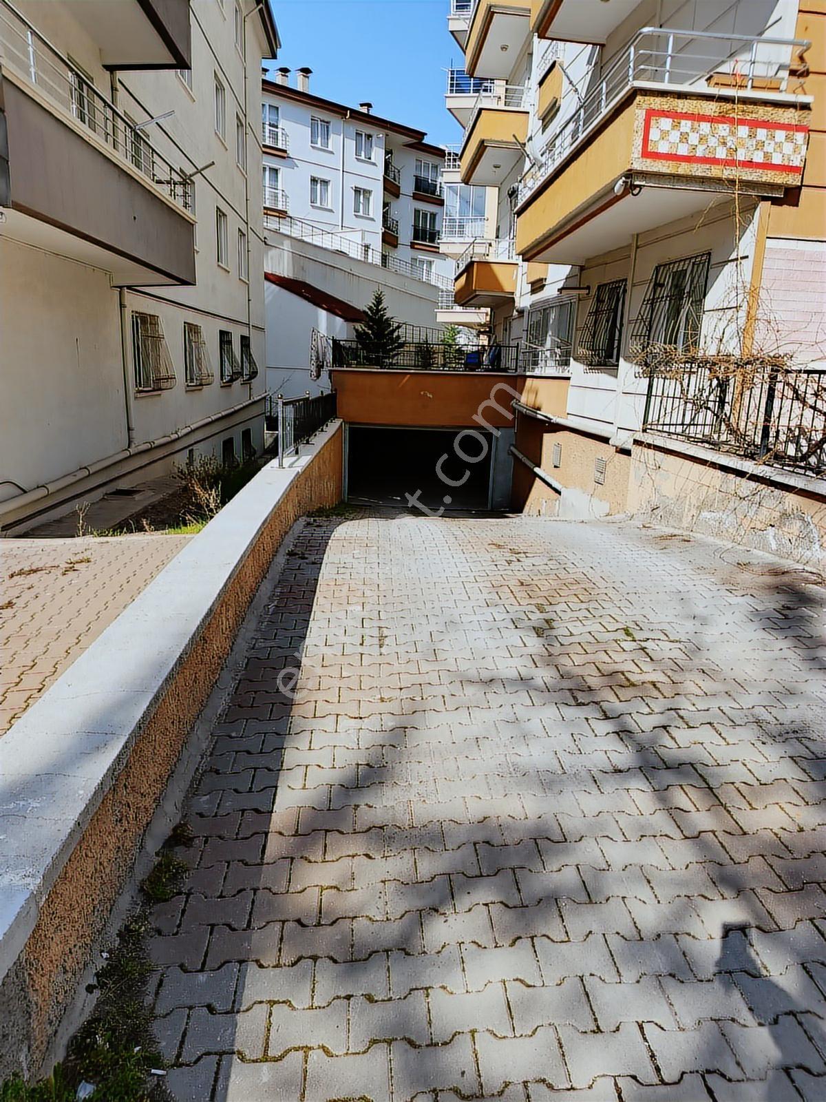 Gülveren Mah 3+1 Yüksek Giriş Altın Da Daire Var 110m2 İskanlı - Görsel 20