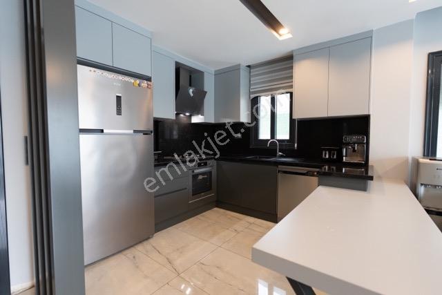 Kuşadası Karaova'da Denize Ve Awm'ye Yakın 3+1 Eşyalı Villa - Görsel 17