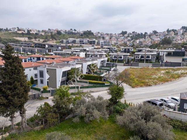 Kuşadası Karaova'da Denize Ve Awm'ye Yakın 3+1 Eşyalı Villa - Görsel 6