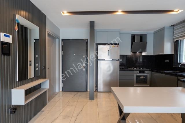 Kuşadası Karaova'da Denize Ve Awm'ye Yakın 3+1 Eşyalı Villa - Görsel 7