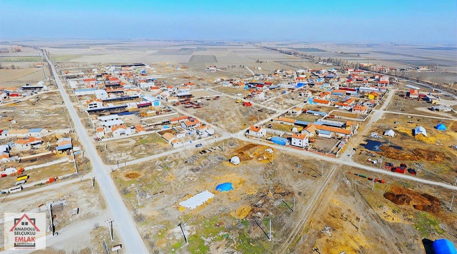 Ovakavağı'nda Satılık Tarla: 12.463 M², Kadastral Yola Cepheli