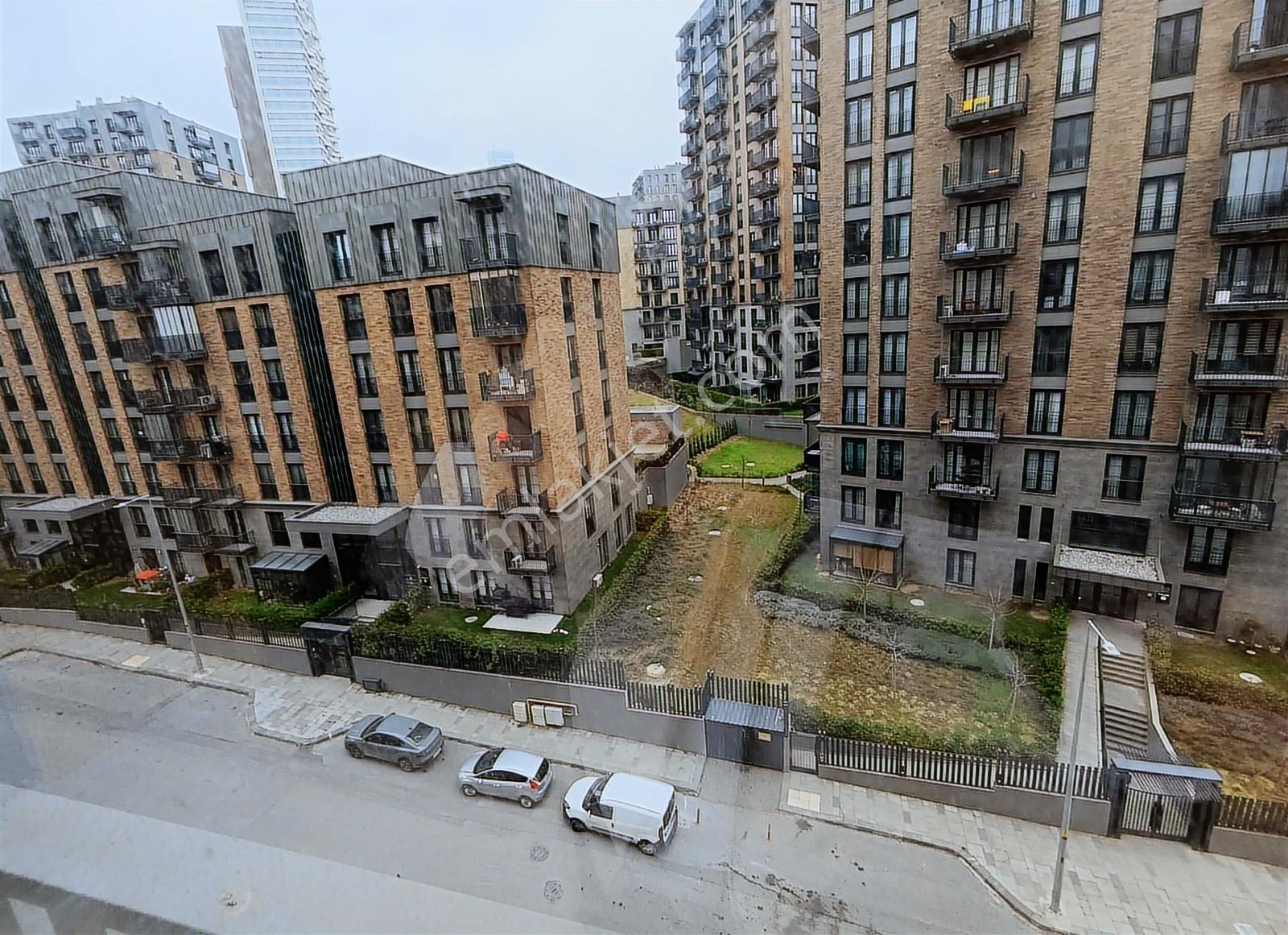 Sinpaş Koru Aura'da Kapalı Balkonlu Peyzaj Manzaralı Kiralık 2+1 - Görsel 7