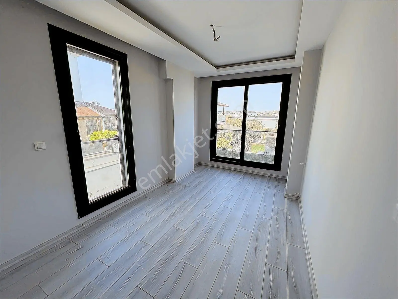 Akarca'da Müstakil Havuzlu Satılık Tripleks Villa - Görsel 4