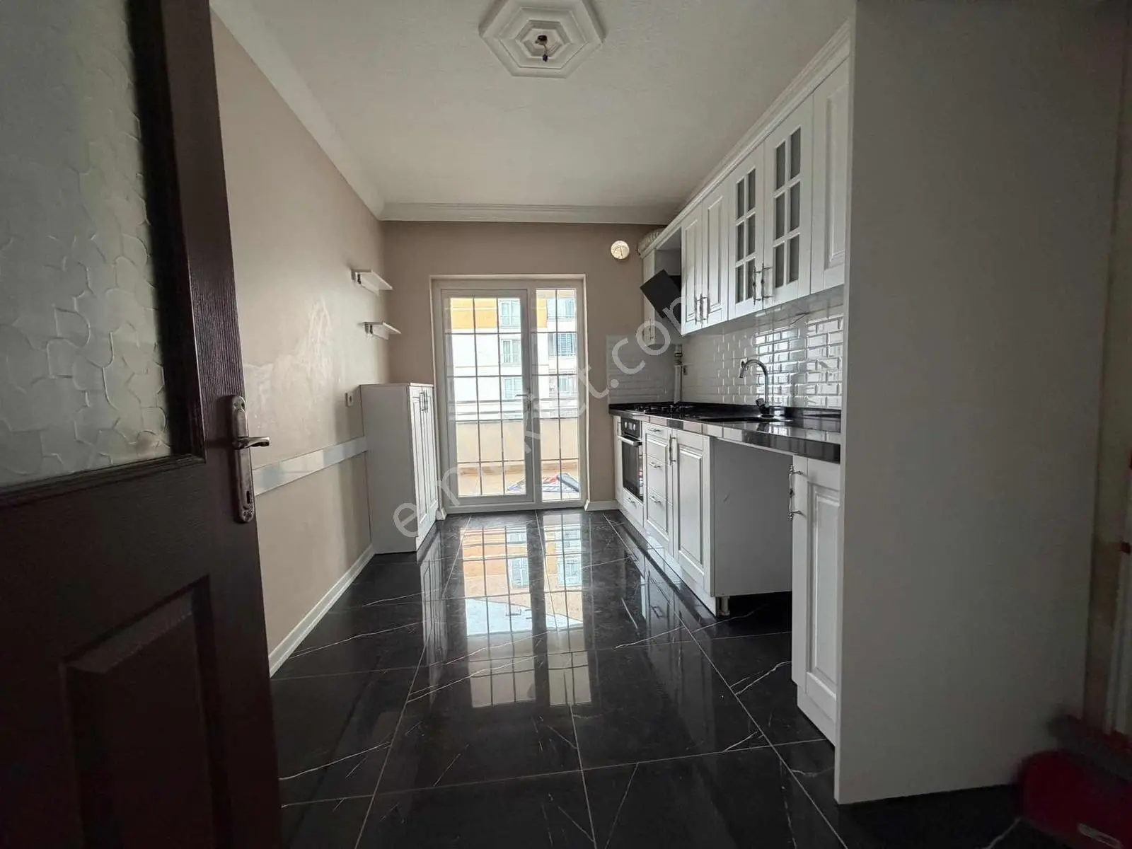 Vıp Gayrimenkul'den Bahçekent Sitesi 3+1 Satılık Dairemiz