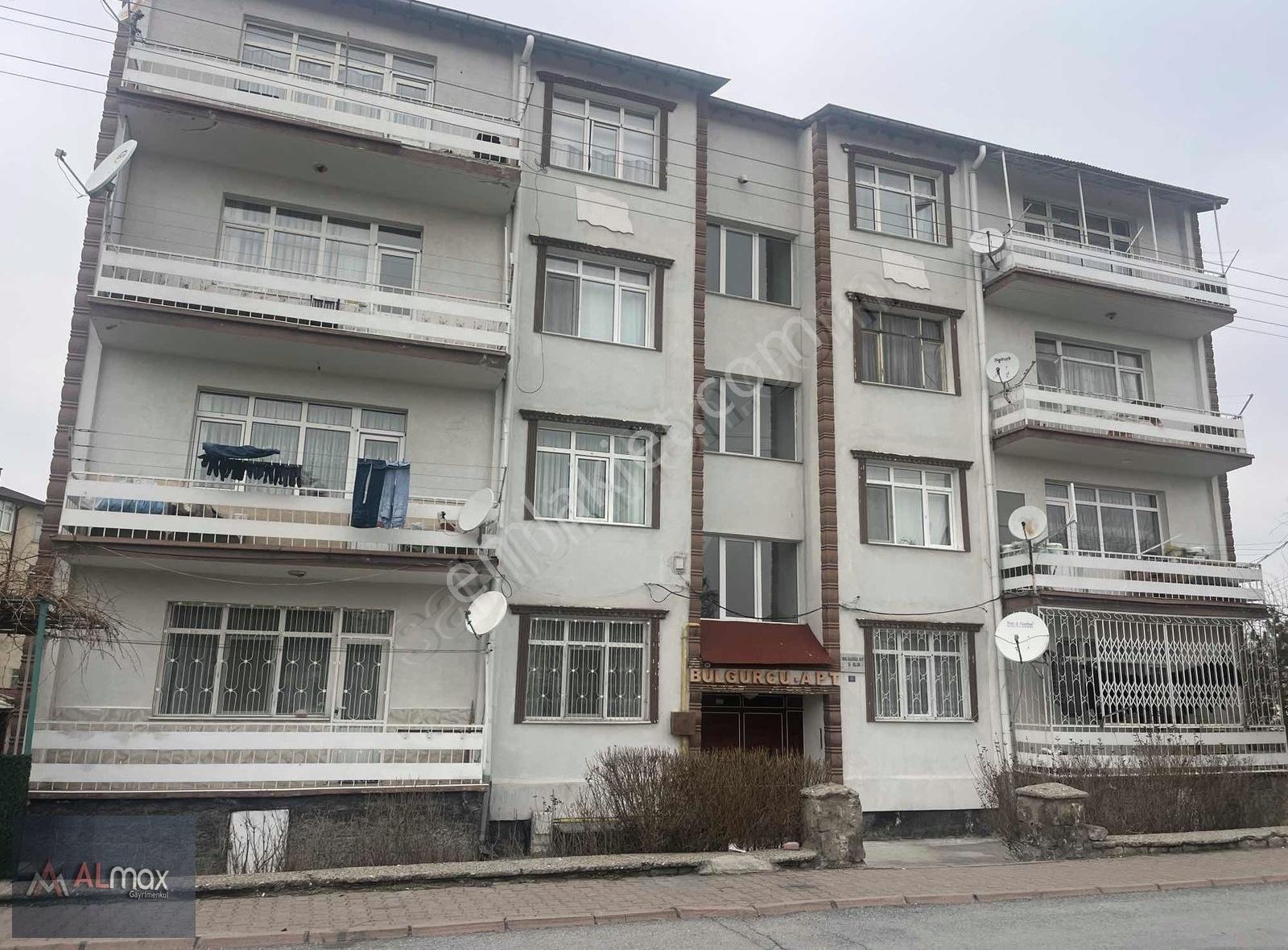 Kayabaşı Mahallesı'nde 3 + 1 Satılık Daıre - Görsel 16
