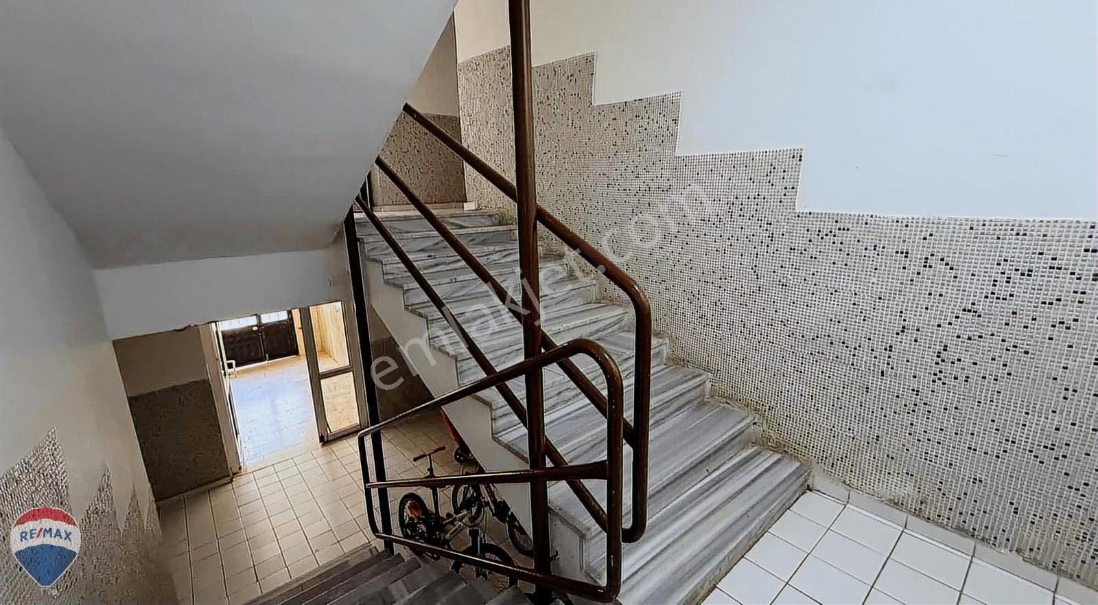 Remax Mavi'den Karaman'da Renove Edilmiş Satılık 3+1 Daire - Görsel 35