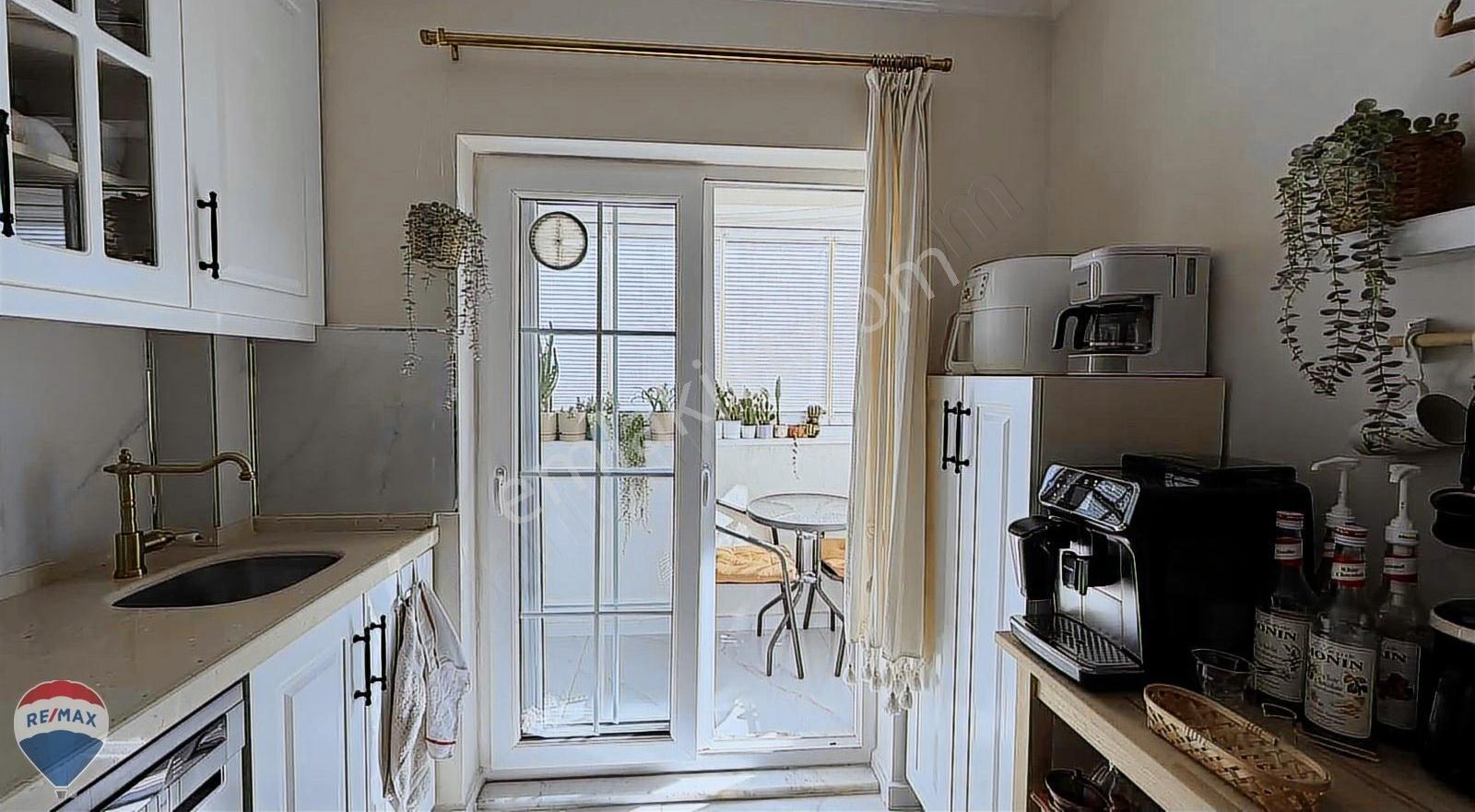 Remax Mavi'den Karaman'da Renove Edilmiş Satılık 3+1 Daire - Görsel 32