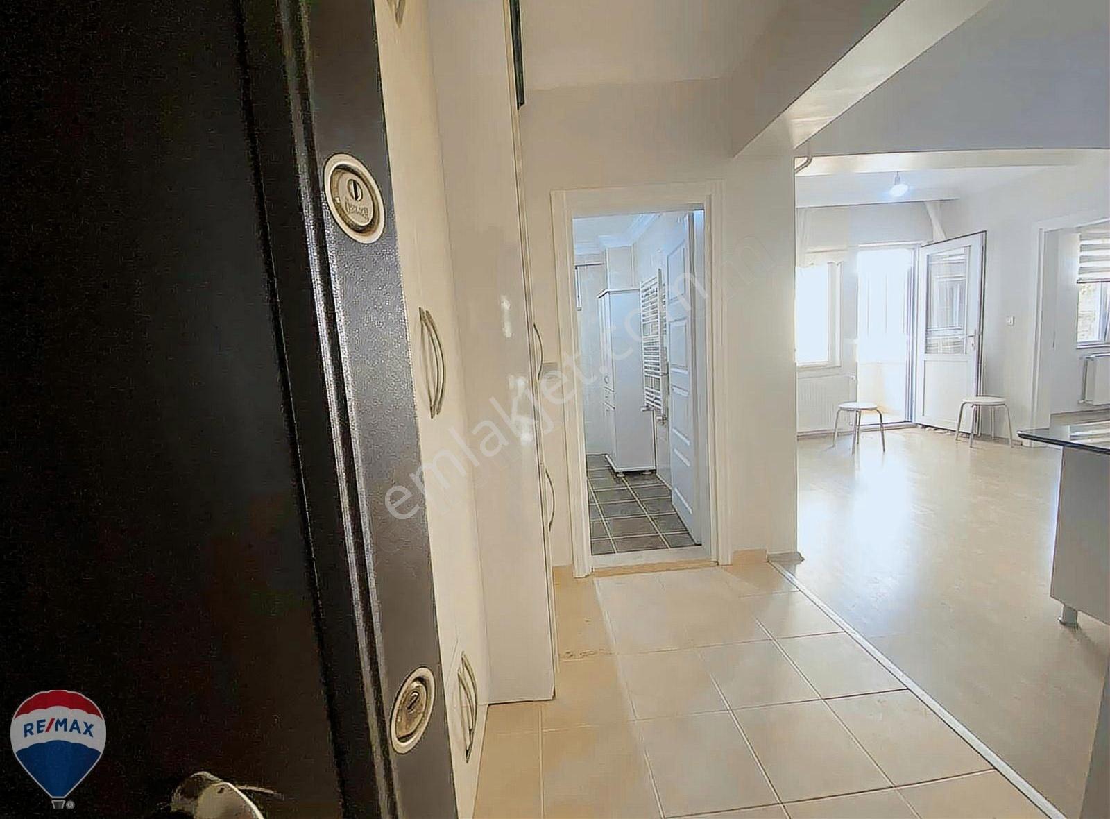 Remax Maviden Kemalpaşa'da Geniş Ve Ferah Aileye Uygun 2+1 - Görsel 5