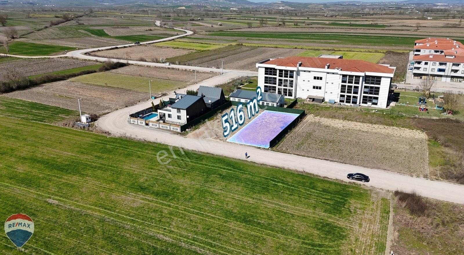 Remax Mavi'den Söğütlü'de Satılık 516 M2 İmarlı Arsa - Görsel 12