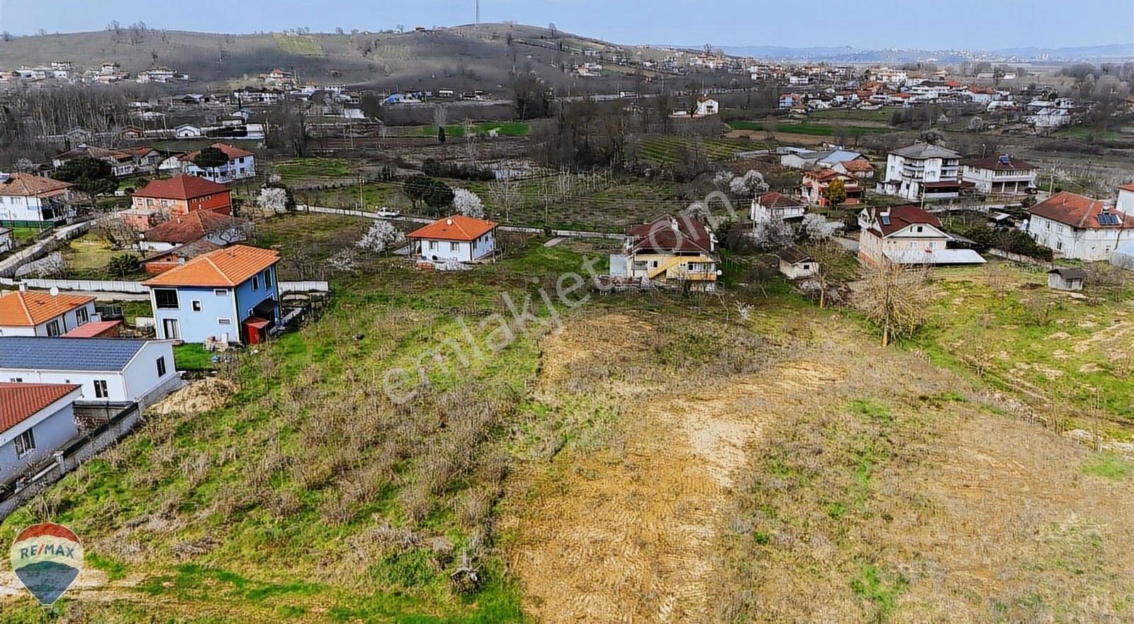 Re/max Mavi'den %30 Üç Kat İmarlı Müstakil Parsel Satılık Arsa - Görsel 2