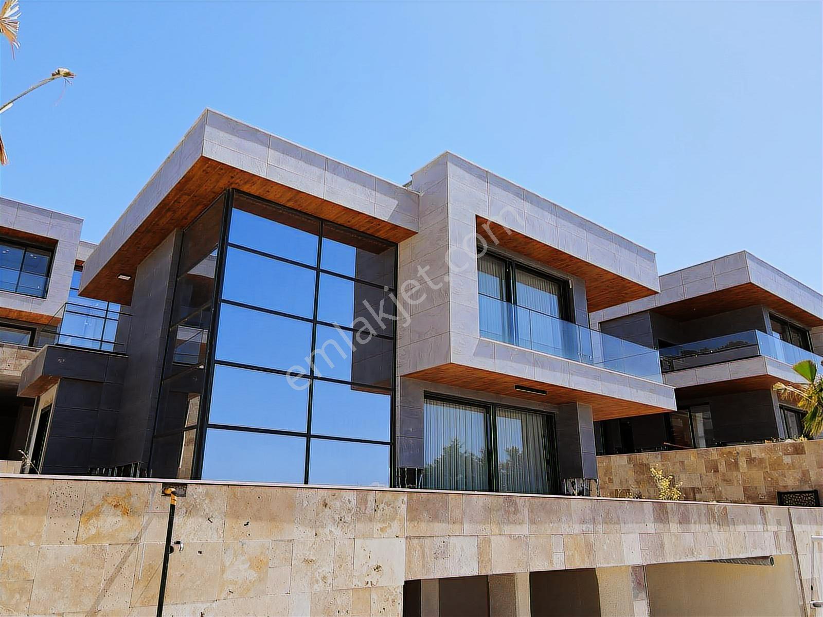 Kuşadası Kadınlar Denizi'nde Full Deniz Manzaralı Loft Villa - Görsel 34