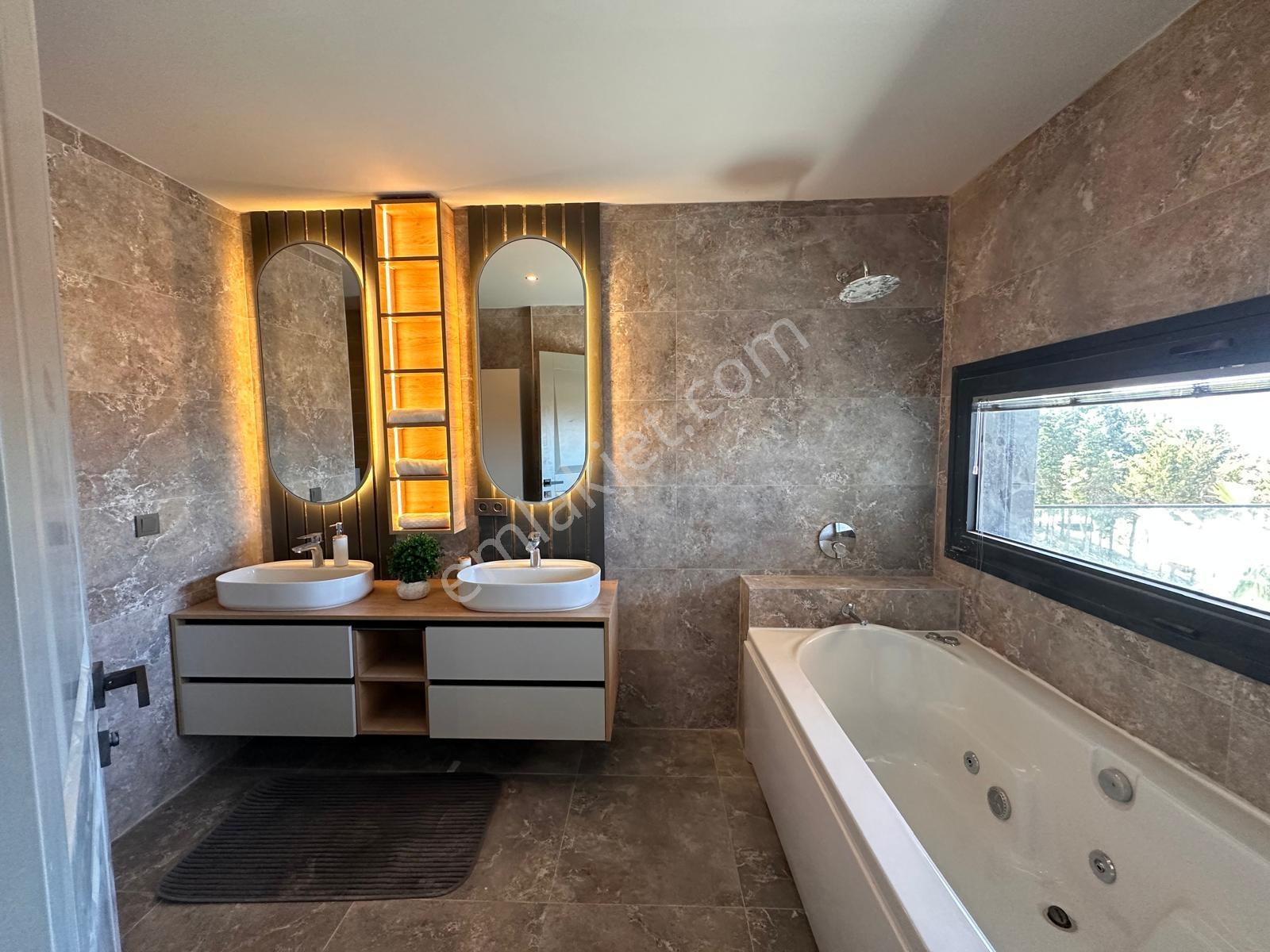 Kuşadası Kadınlar Denizi'nde Full Deniz Manzaralı Loft Villa - Görsel 20