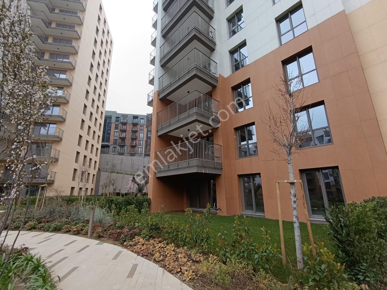 Sinpaş Koru Aura' Da Kapalı Balkonlu Site İçi Manzaralı 2+1 - Görsel 20