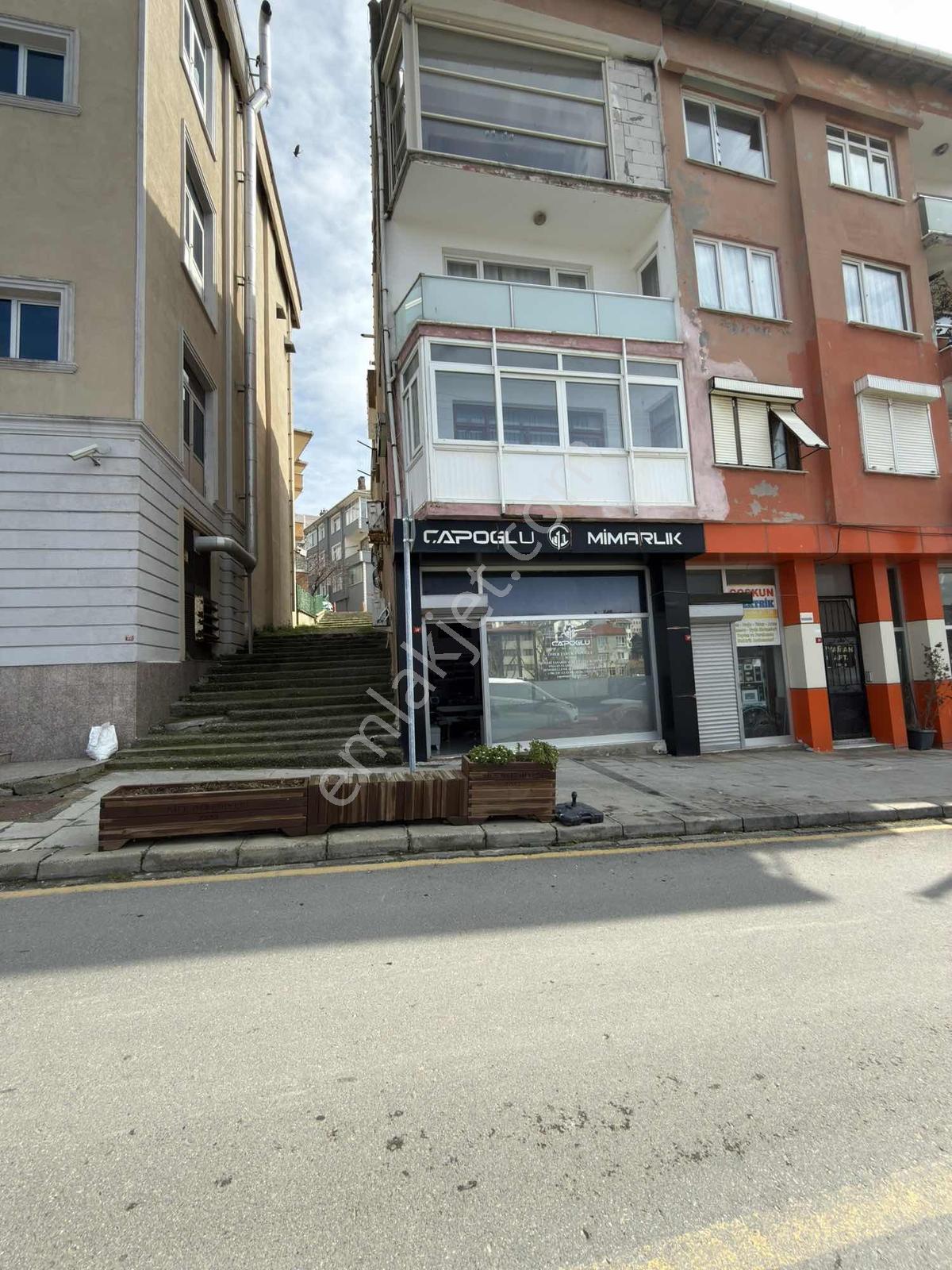 Şile Balibey Mahallesi Fener Caddesinde Satılık İş Yeri