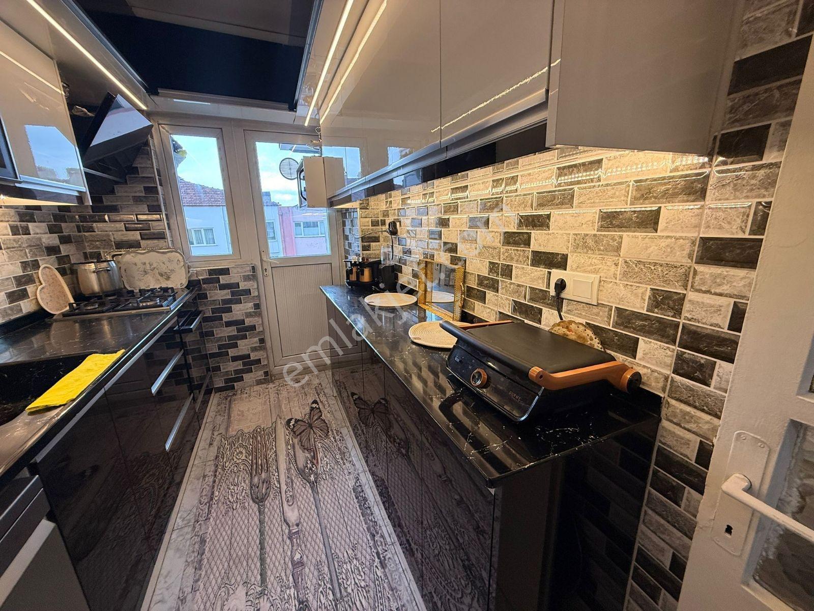 B.m Real Estate Satılık 3+1 Daıre - Görsel 13