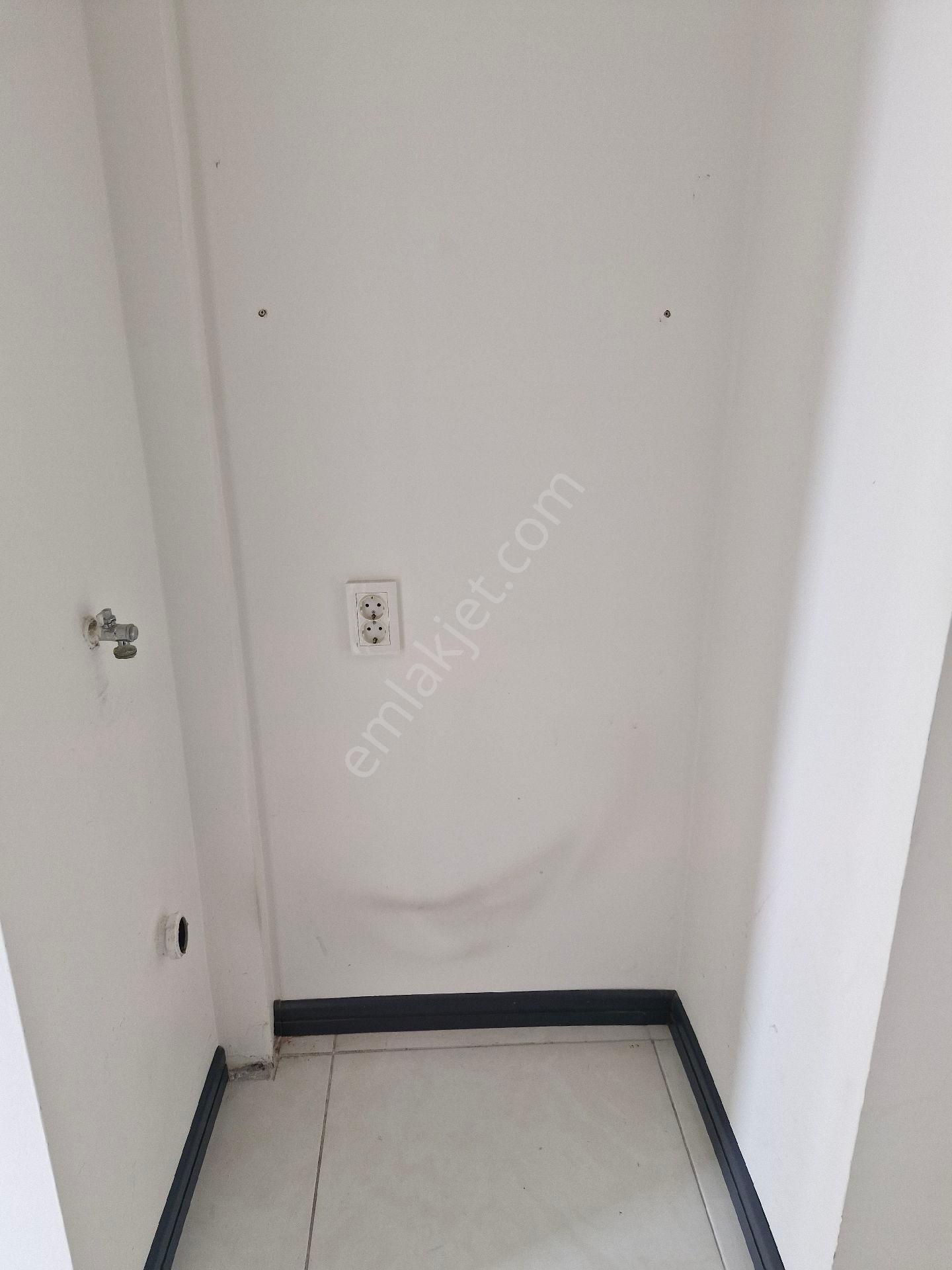 Gülistan Mah. Site İçerisinde Ara Kat Kombili 2+1 Lüks Daire - Görsel 14