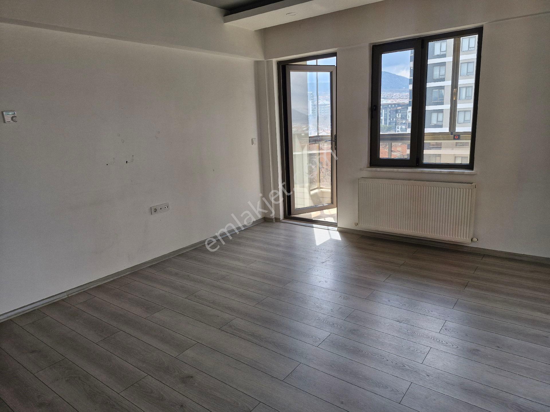 Gülistan Mah. Site İçerisinde Ara Kat Kombili 2+1 Lüks Daire - Görsel 30
