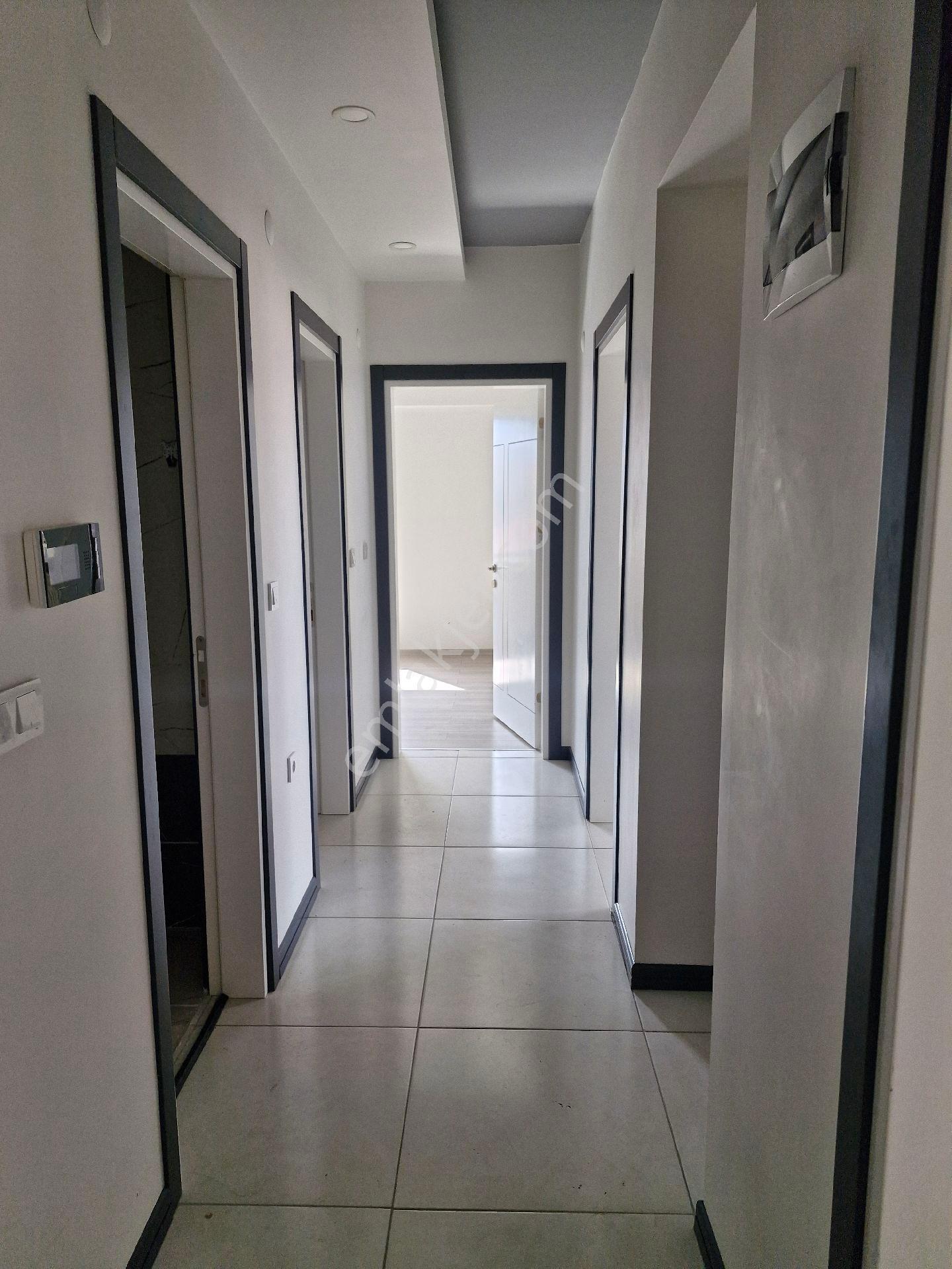 Gülistan Mah. Site İçerisinde Ara Kat Kombili 2+1 Lüks Daire - Görsel 22