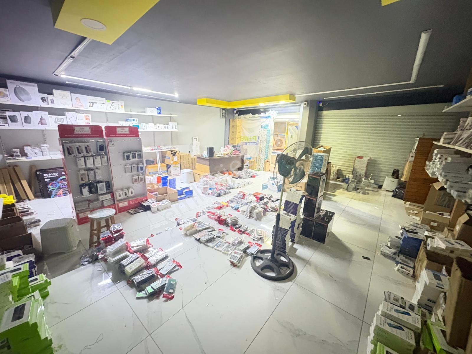 Prestijden Metropol İş Merkezinde Birleşmiş Satılık 2 Dükkan - Görsel 5