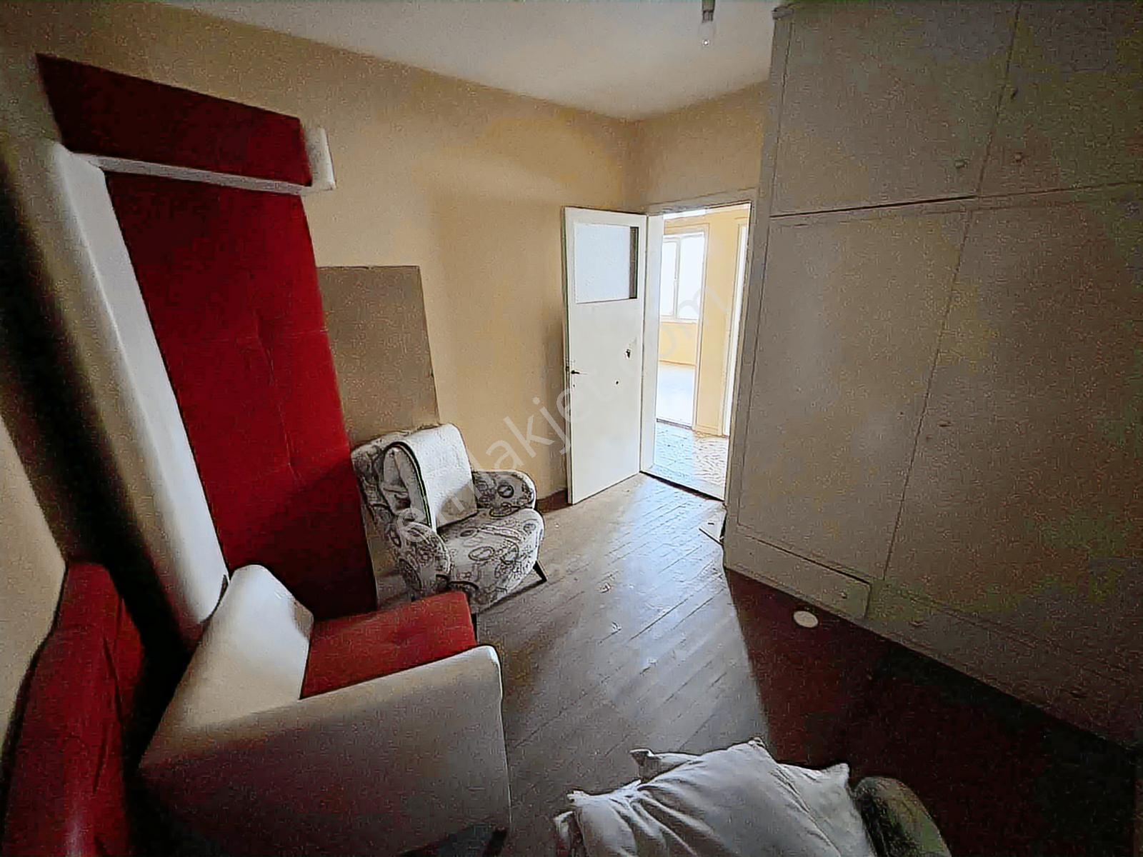 Salihli Kiralık 3+1 Daire Sağlık Mahallesi Işık Market Civarı - Görsel 5