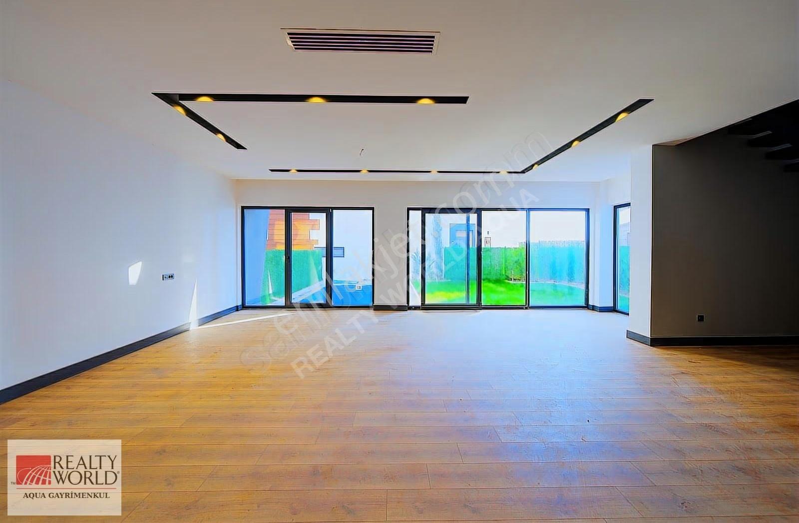 Set Premium Sitesinde Özel Havuzlu Akıllı Sistemli Satılık Villa - Görsel 27