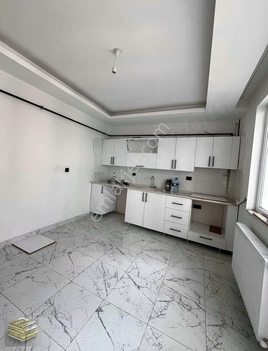 Ekipten İlyasköy Kavşağına Yakın Arsa Tapulu Sıfır Yapılı Daire - Görsel 4