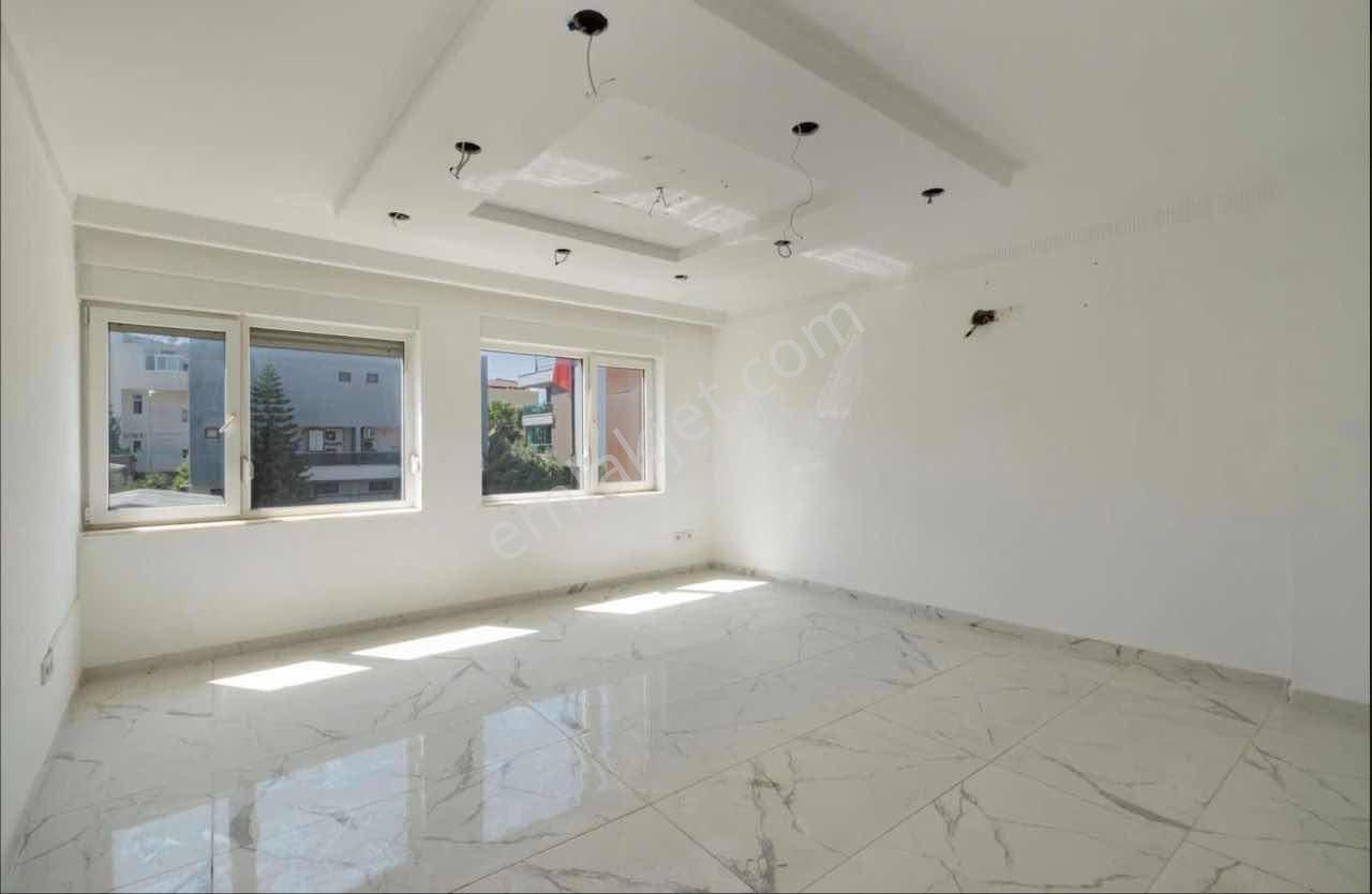 Eski Lara'da Komple Kiralık Ofis - Görsel 18