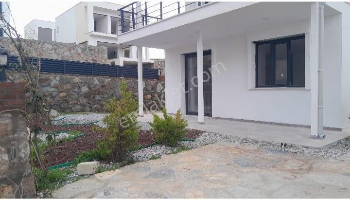 Bodrum Bağla'da Deniz Manzaralı Yıllık Kiralık 3+1 Dubleks Villa - Görsel 3