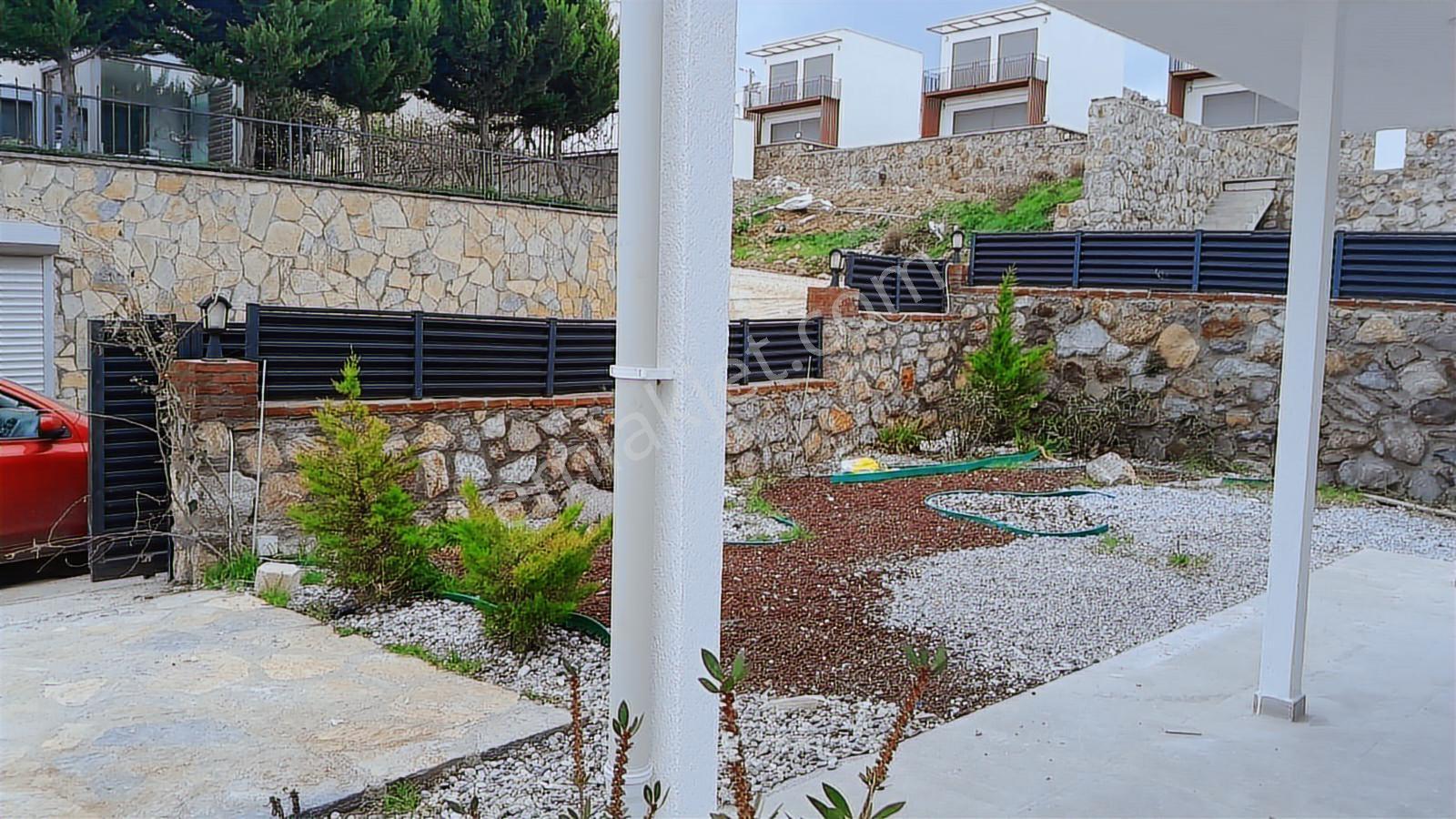 Bodrum Bağla'da Deniz Manzaralı Yıllık Kiralık 3+1 Dubleks Villa - Görsel 9
