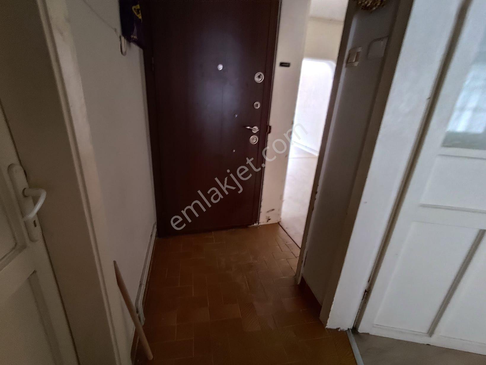 Kocamustafapaşa Cambaziye Sok 3 Katlı Satılık Bına - Görsel 15