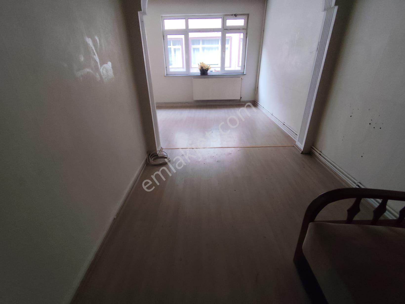 Kocamustafapaşa Cambaziye Sok 3 Katlı Satılık Bına - Görsel 7