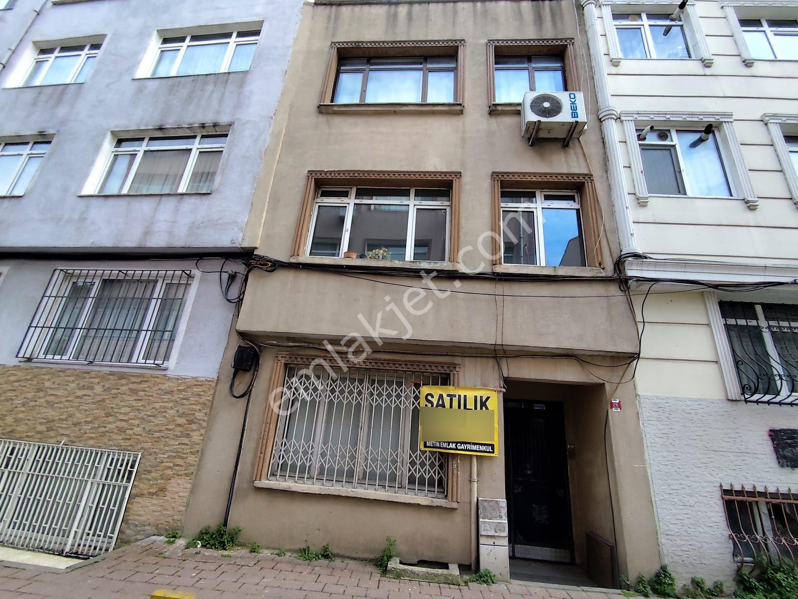 Kocamustafapaşa Cambaziye Sok 3 Katlı Satılık Bına - Görsel 28