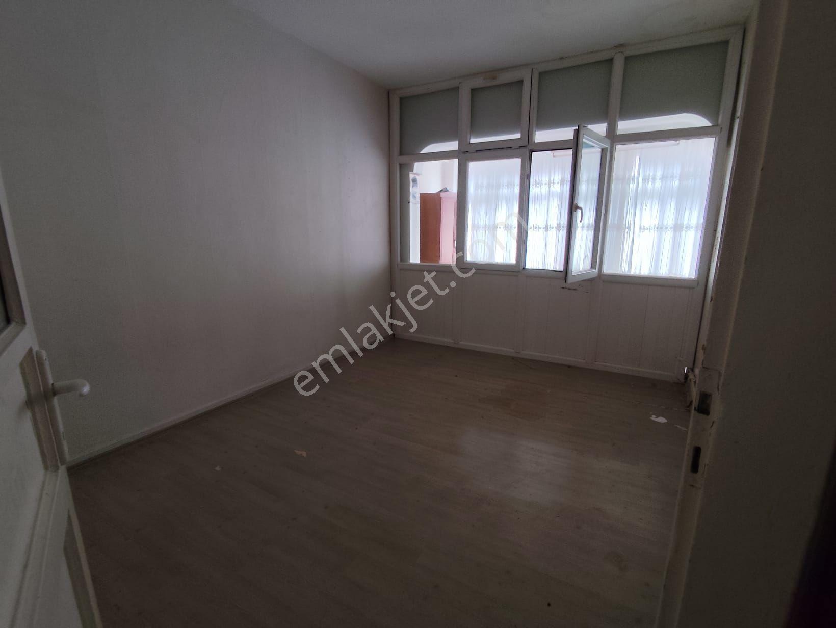Kocamustafapaşa Cambaziye Sok 3 Katlı Satılık Bına - Görsel 9