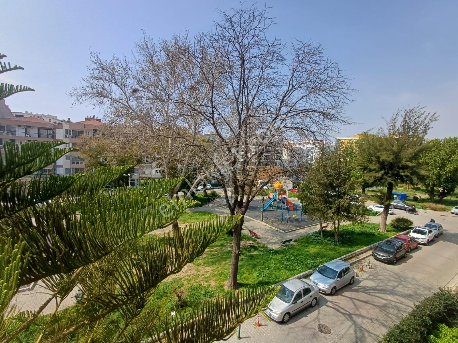 Bostanlı Gode Cengiz Parkı Karşısı Ön Cephe Satılık 3+1 Daire - Görsel 21