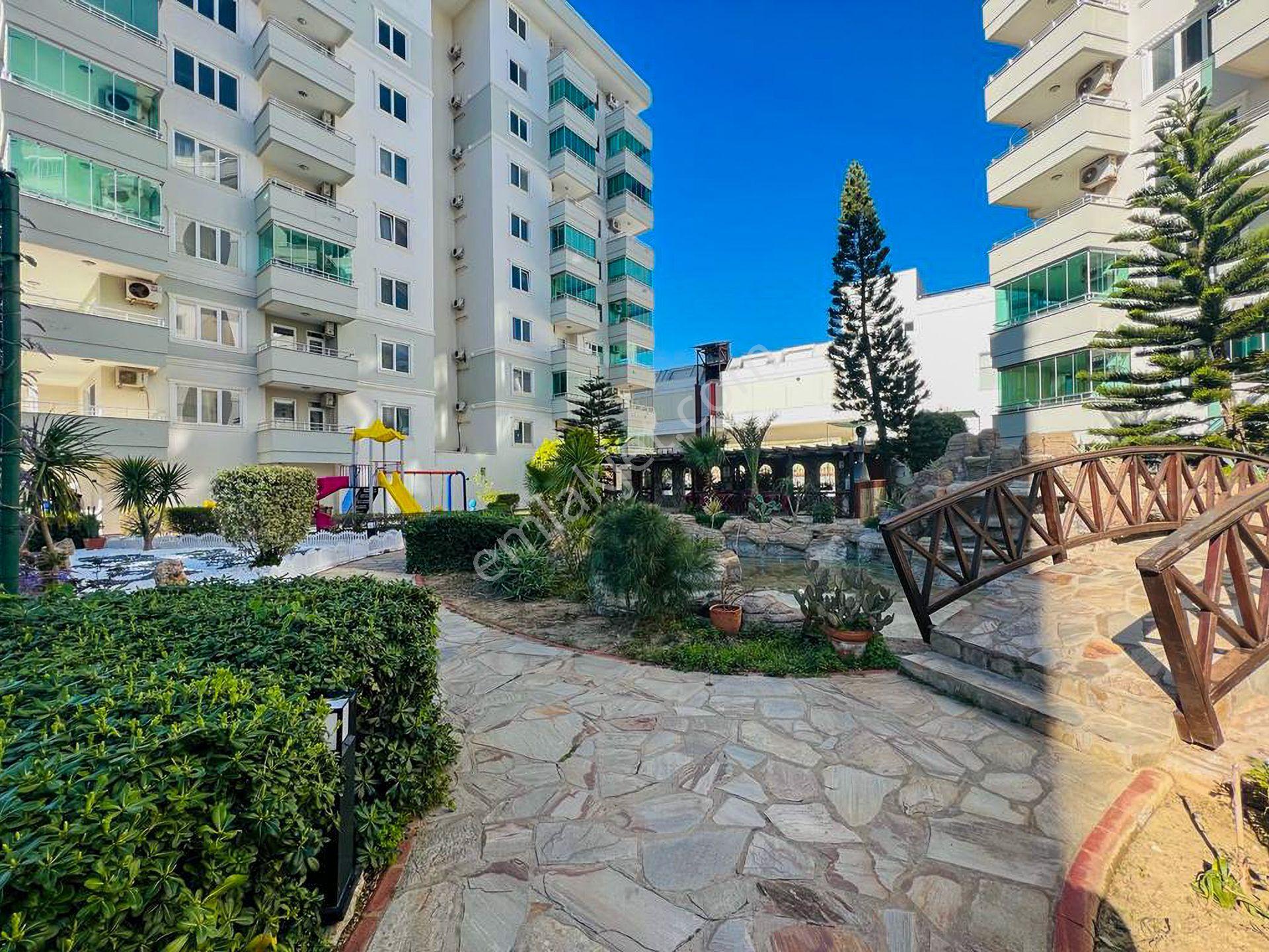 Oba Sınırında Denize 150 M Geniş Sosyal Alanlı Sitede 2+1 Daire - Görsel 25