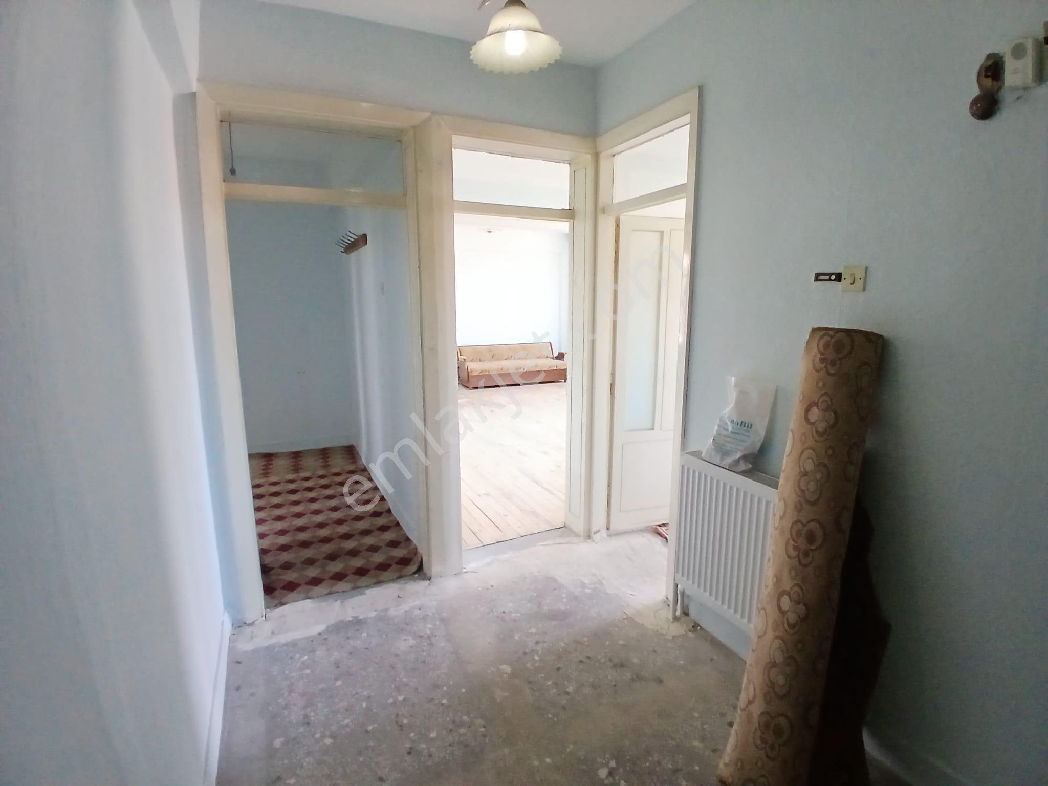Akçay Emlak'tan Akşehir Gazi Mahallesi Sağlık Yüksekokulu Yanında Doğalgazlı Geniş Kiralık 2+1 Daire - Görsel 27