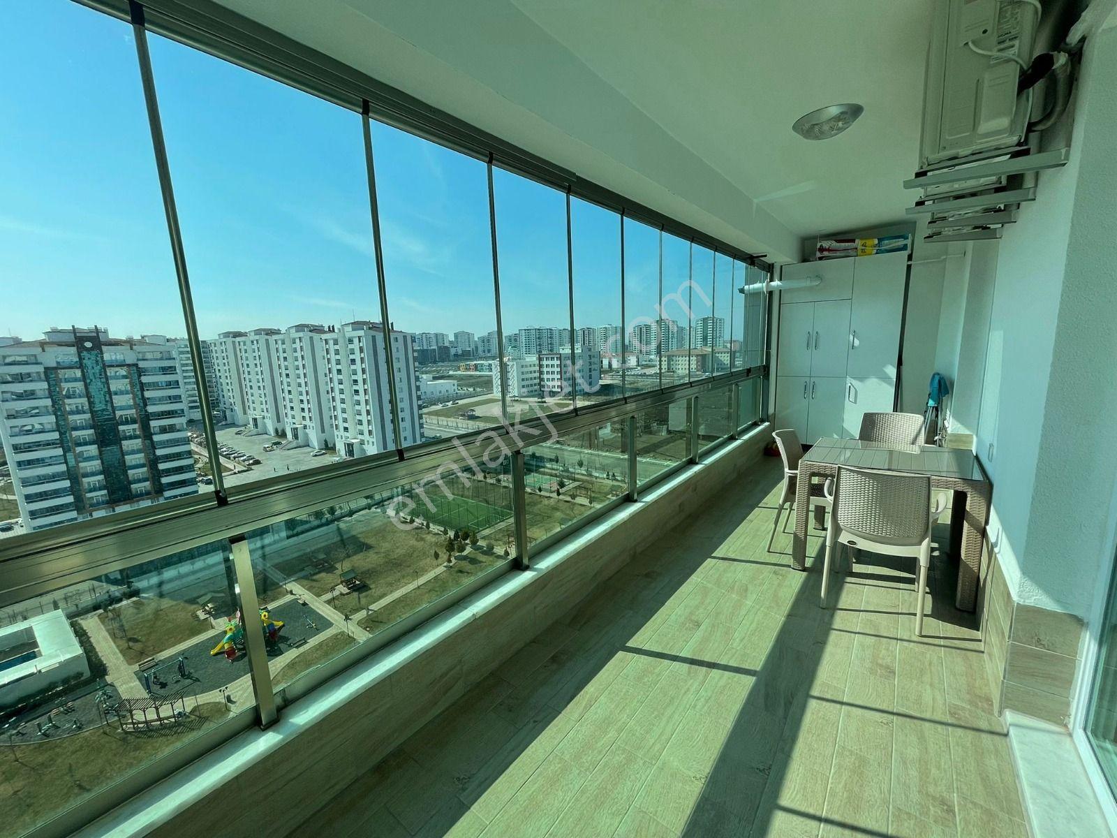 Seeworld Alınak Kutay Paladyum Konutları 3+1 179m2 Özel Dekorlu - Görsel 2