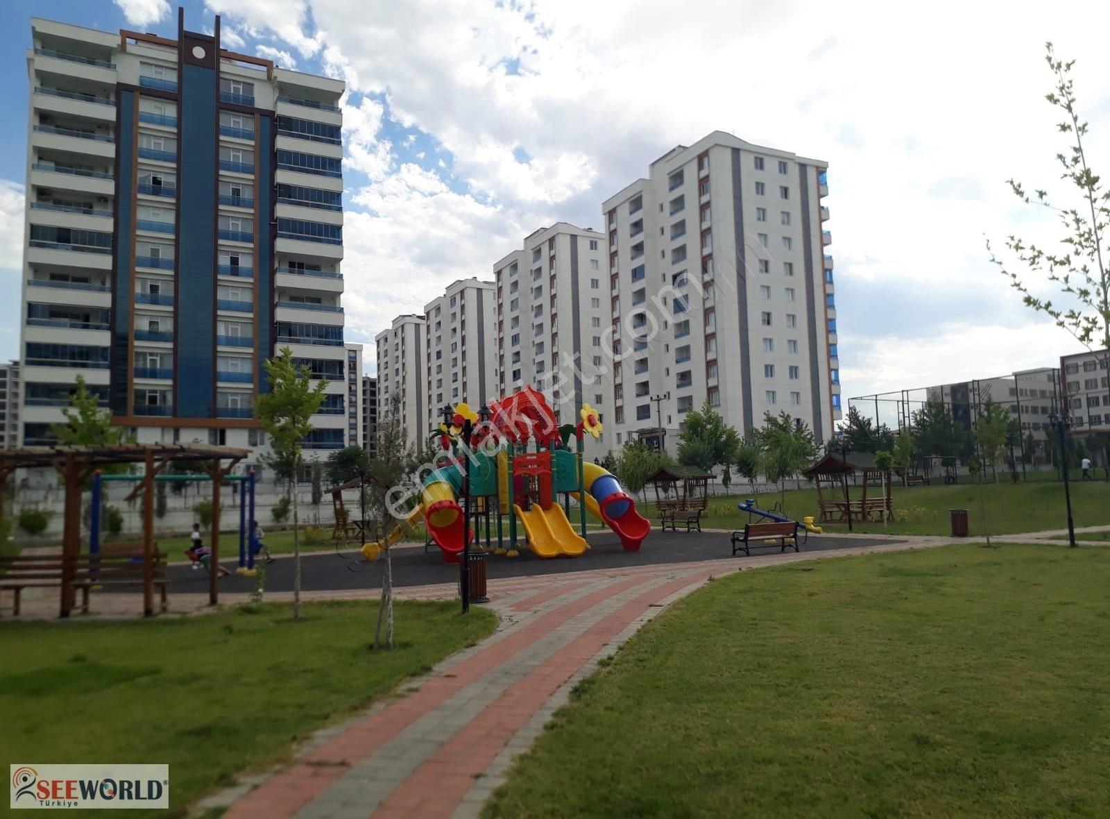 Seeworld Alınak Kutay Paladyum Konutları 3+1 Özel Dekorlu 179m2 - Görsel 13