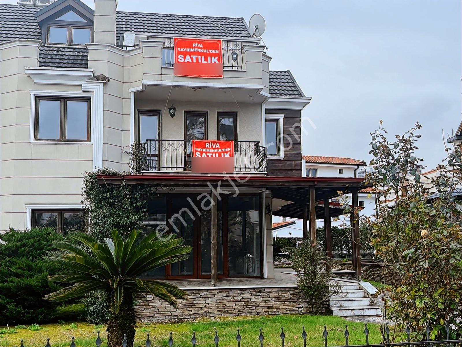 Riva Gymdn Yomra Kaşüstünde Palmiye Sites Fırsat Villa - Görsel 2
