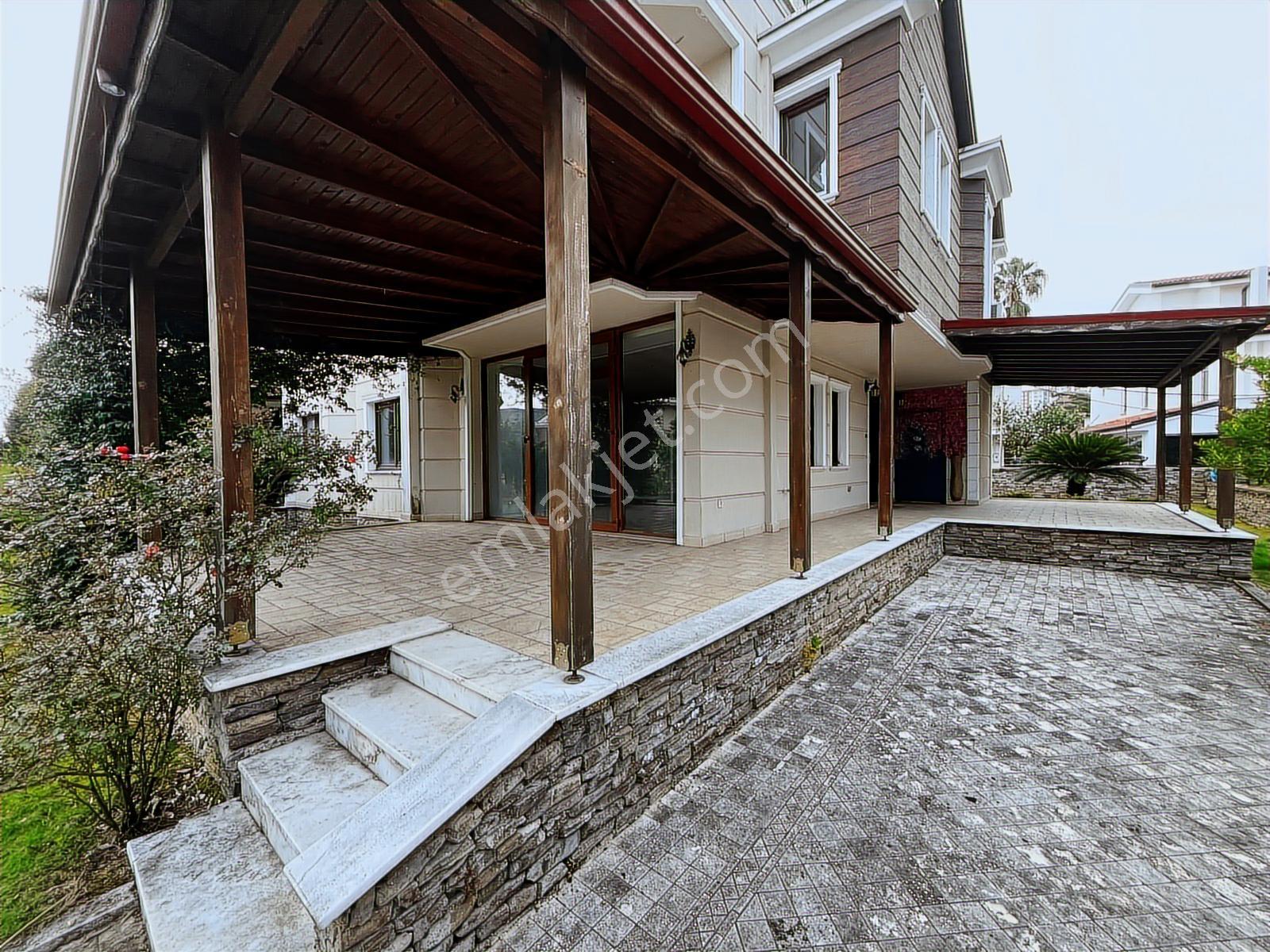 Riva Gymdn Yomra Kaşüstünde Palmiye Sites Fırsat Villa - Görsel 6