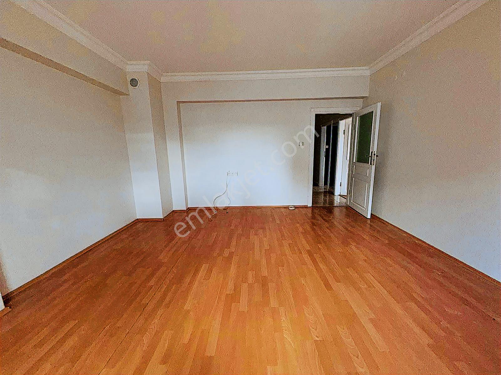 Sivas Ozan Emlak'tan Mevlana'da Kiralık 3+1 Masrafsız Daire - Görsel 9