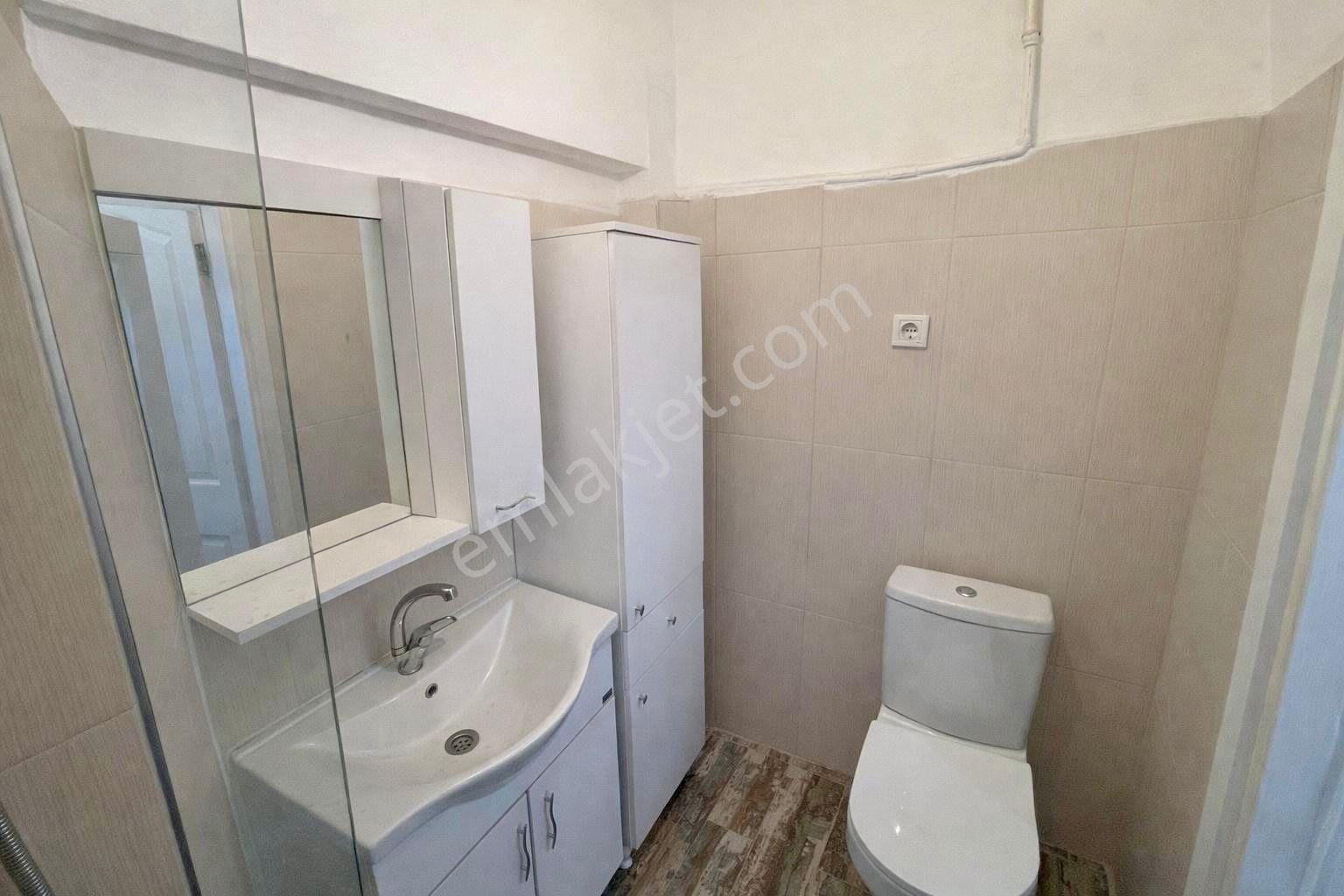 Eserkent Sitesi’nde Yenilenmiş Satılık 2+1 Daire - Görsel 25
