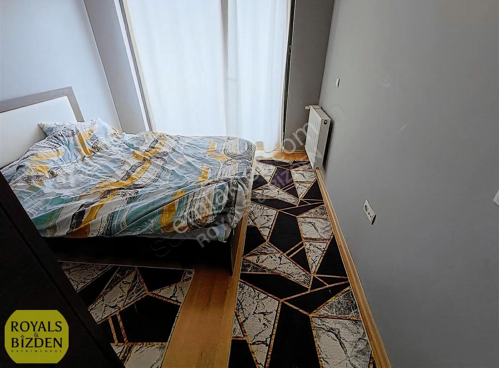 Tramvay Hattı Cepheli Site İçi Arakat Eşyalı 1+1 Kiralık Daire - Görsel 23
