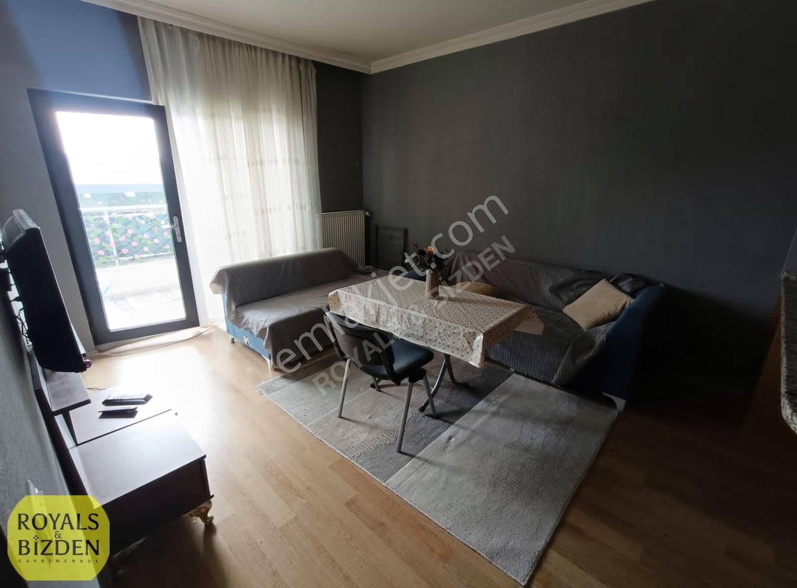 Tramvay Hattı Cepheli Site İçi Arakat Eşyalı 1+1 Kiralık Daire - Görsel 21