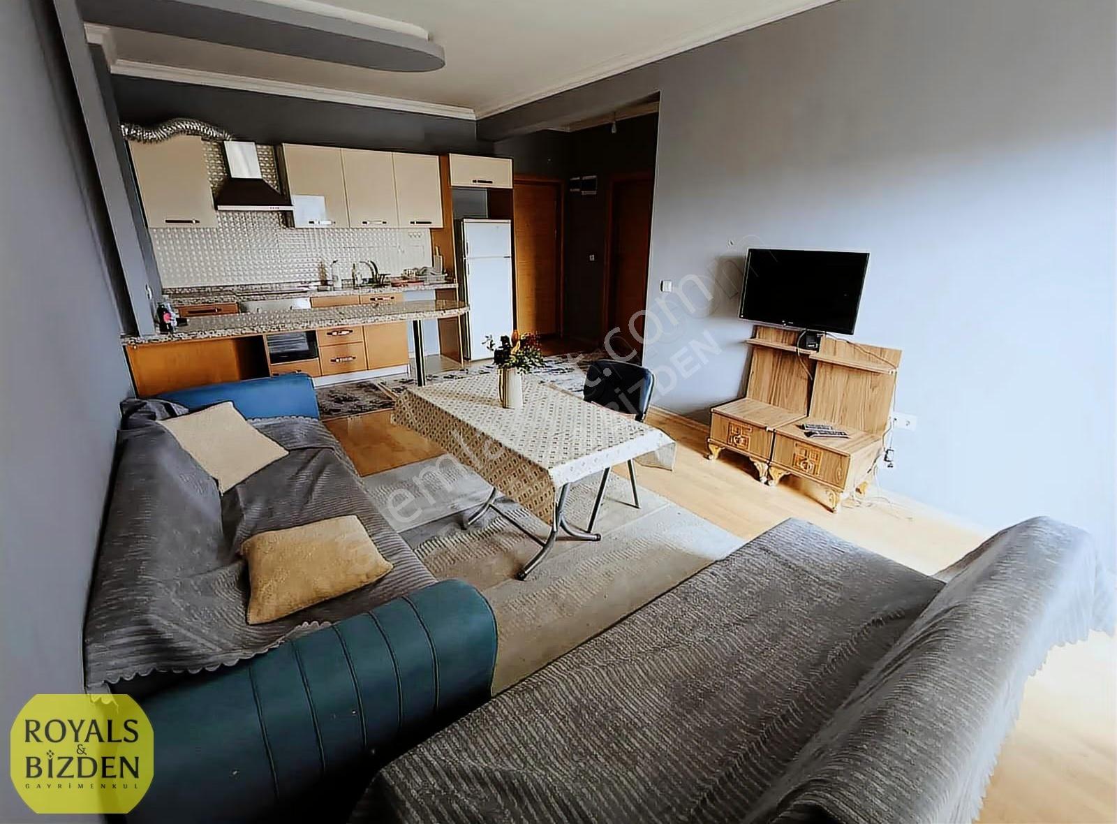 Tramvay Hattı Cepheli Site İçi Arakat Eşyalı 1+1 Kiralık Daire - Görsel 30