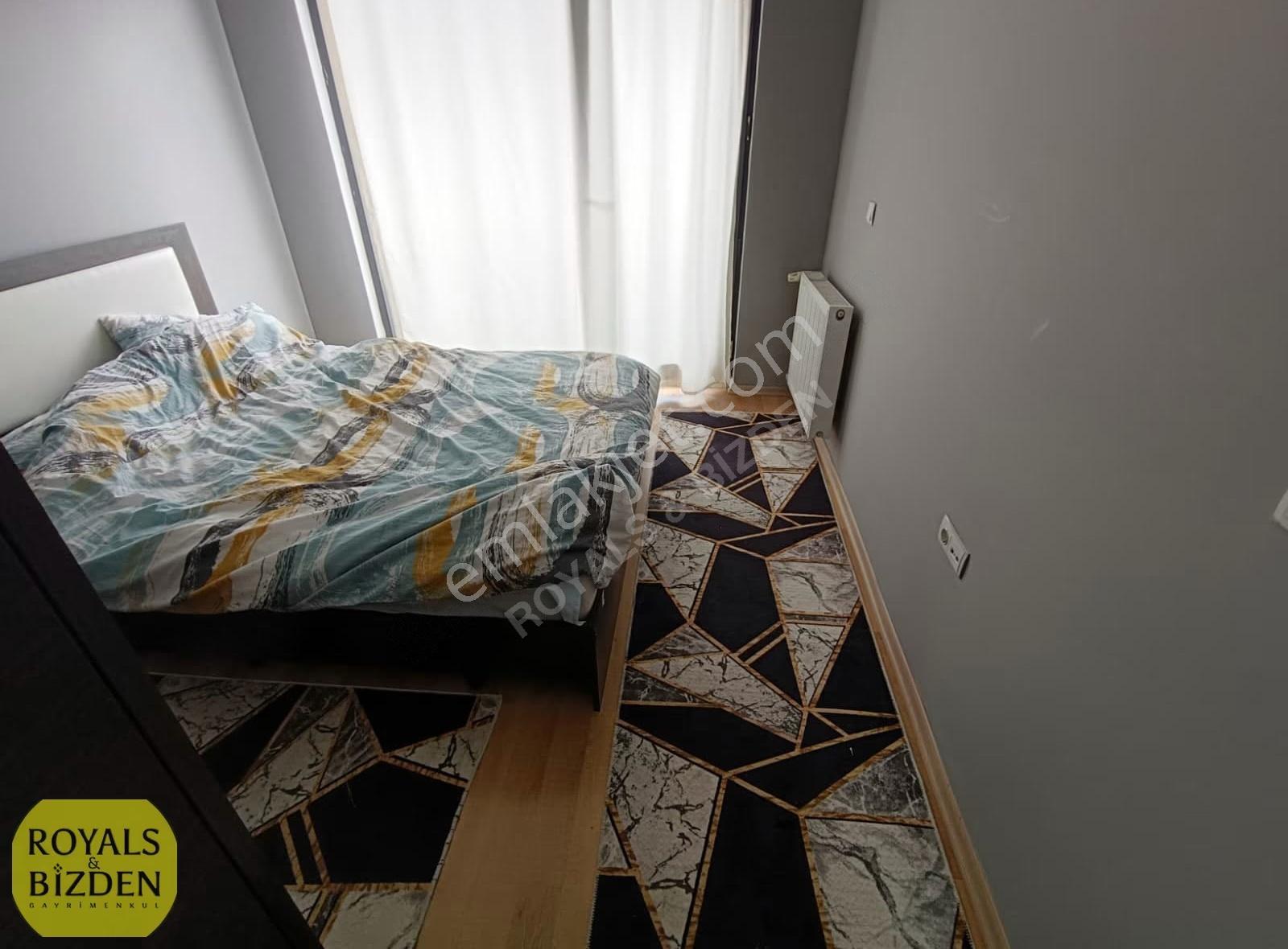 Tramvay Hattı Cepheli Site İçi Arakat Eşyalı 1+1 Kiralık Daire - Görsel 12