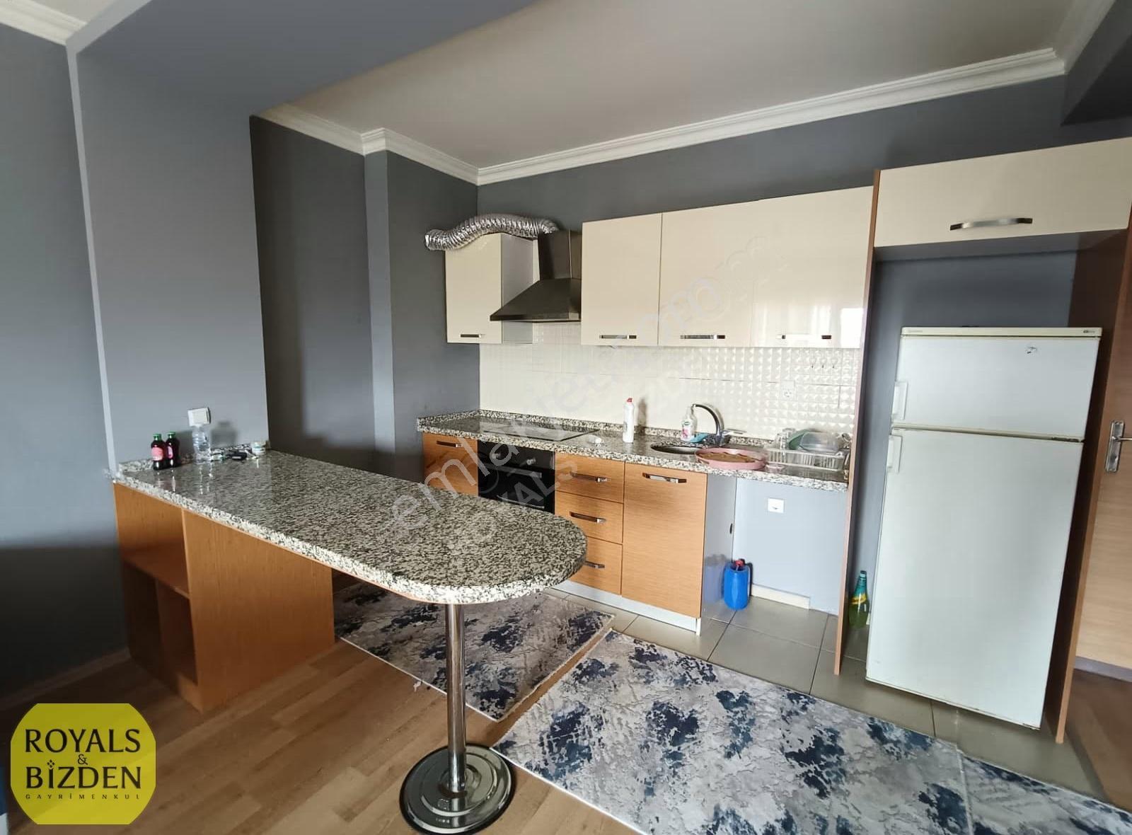Tramvay Hattı Cepheli Site İçi Arakat Eşyalı 1+1 Kiralık Daire - Görsel 25
