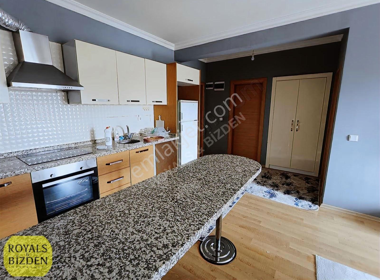 Tramvay Hattı Cepheli Site İçi Arakat Eşyalı 1+1 Kiralık Daire - Görsel 9