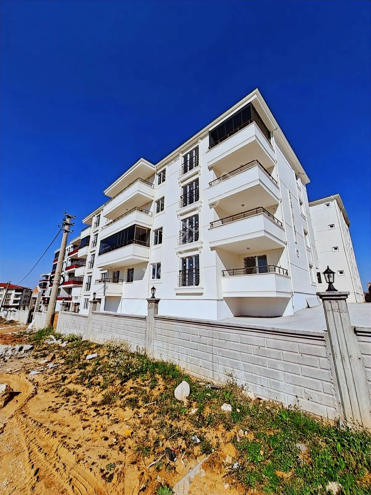 Cumhuriyet Mah Sıfır Lüks 1+1 Satılık Daire Vira Gayrimenkul